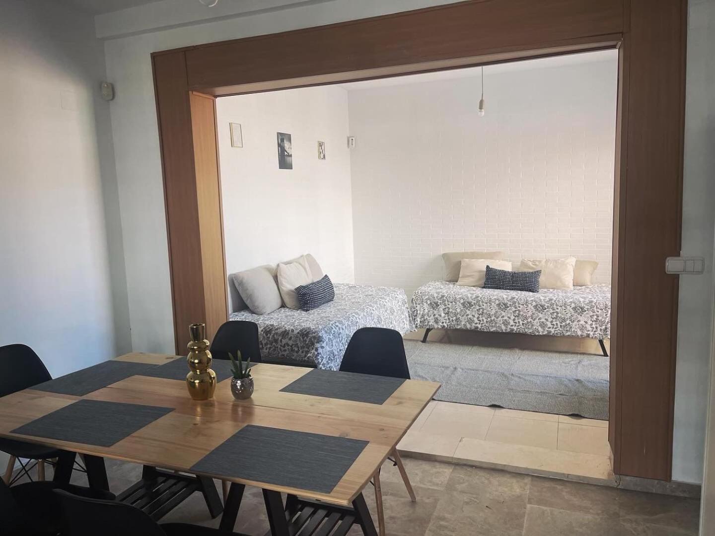 Séjour chez l'habitant Galaksi-habitacion Doble Privada En Casa Compartida-uebica2 Mairena del Aljarafe