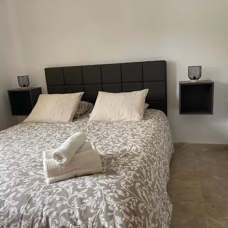 Galaksi-Habitacion Doble Privada En Casa Compartida-Uebica2 Mairena del Aljarafe Buitenkant foto