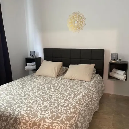 Galaksi-Habitacion Doble Privada En Casa Compartida-Uebica2 Mairena del Aljarafe Buitenkant foto